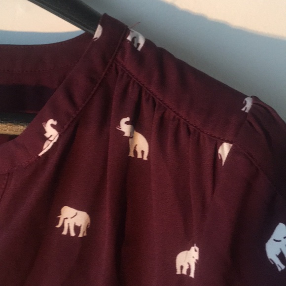 10$ with bundle 💜 Super cute “Simons Twik” top! - Picture 4 of 8